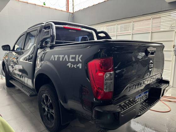 NISSAN FRONTIER 2.3 16V TURBO DIESEL ATTACK CD 4X4 AUTOMÁTICO